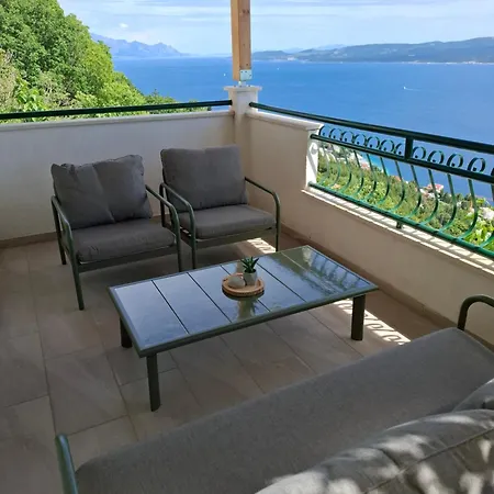 Celina * 로크바 로고즈니차